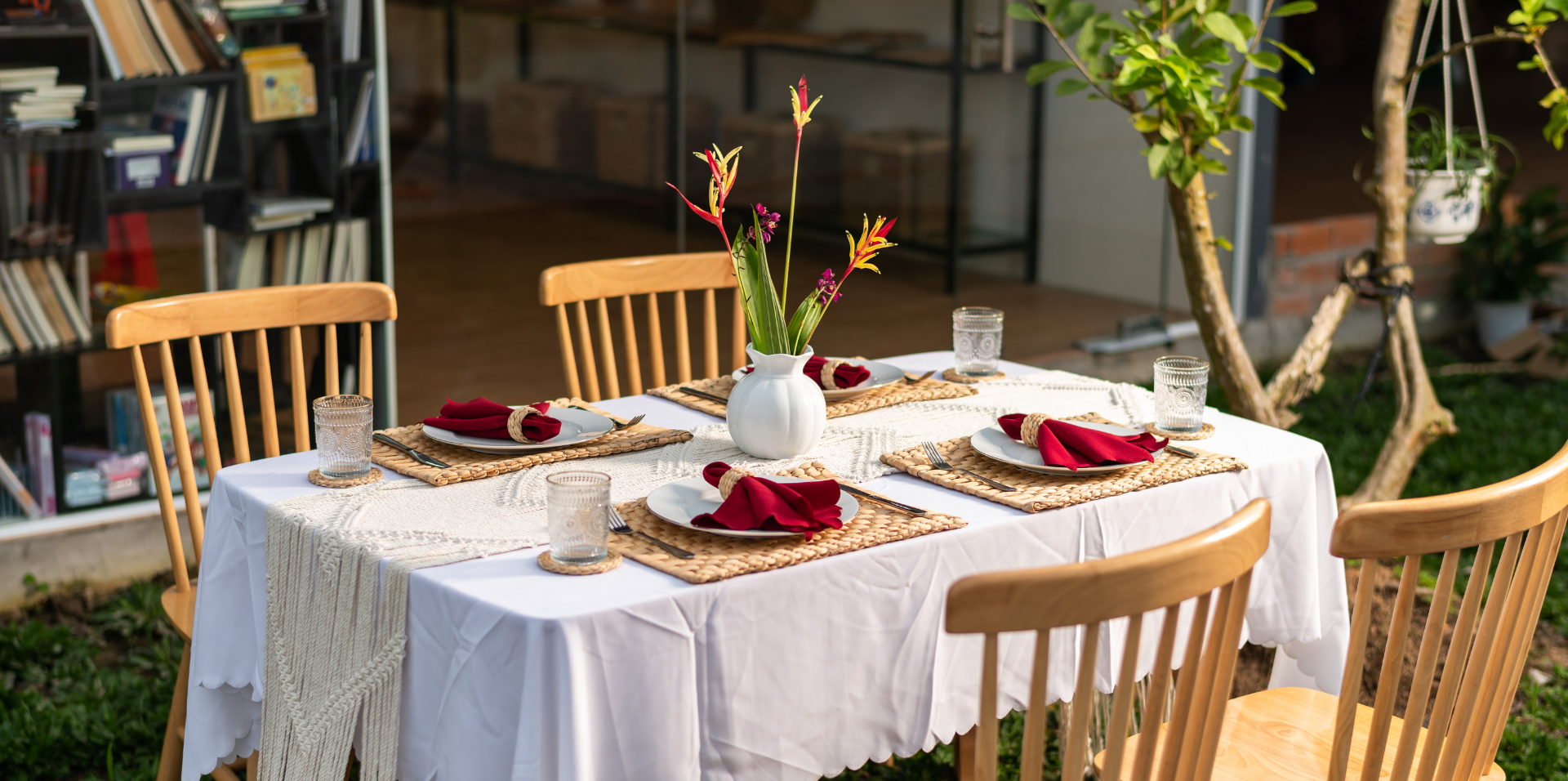 Handwoven natural placemats for elegant table settings – eQueen Handicraft