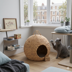 Globe Handwoven Water Hyacinth Cat House (Ø 17.7" × H 15.7") – Natural Cozy Pet Cave